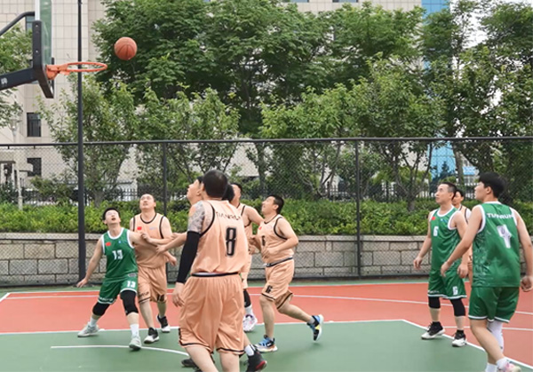 �������ʹ���-׷�󿵽�,����һ������